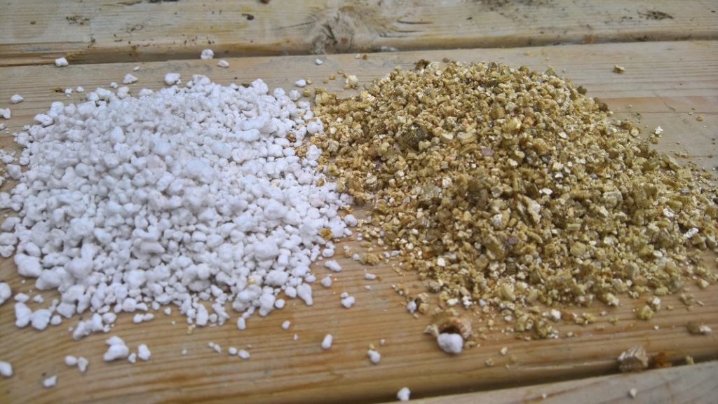 Vermiculite-Perlit.jpg